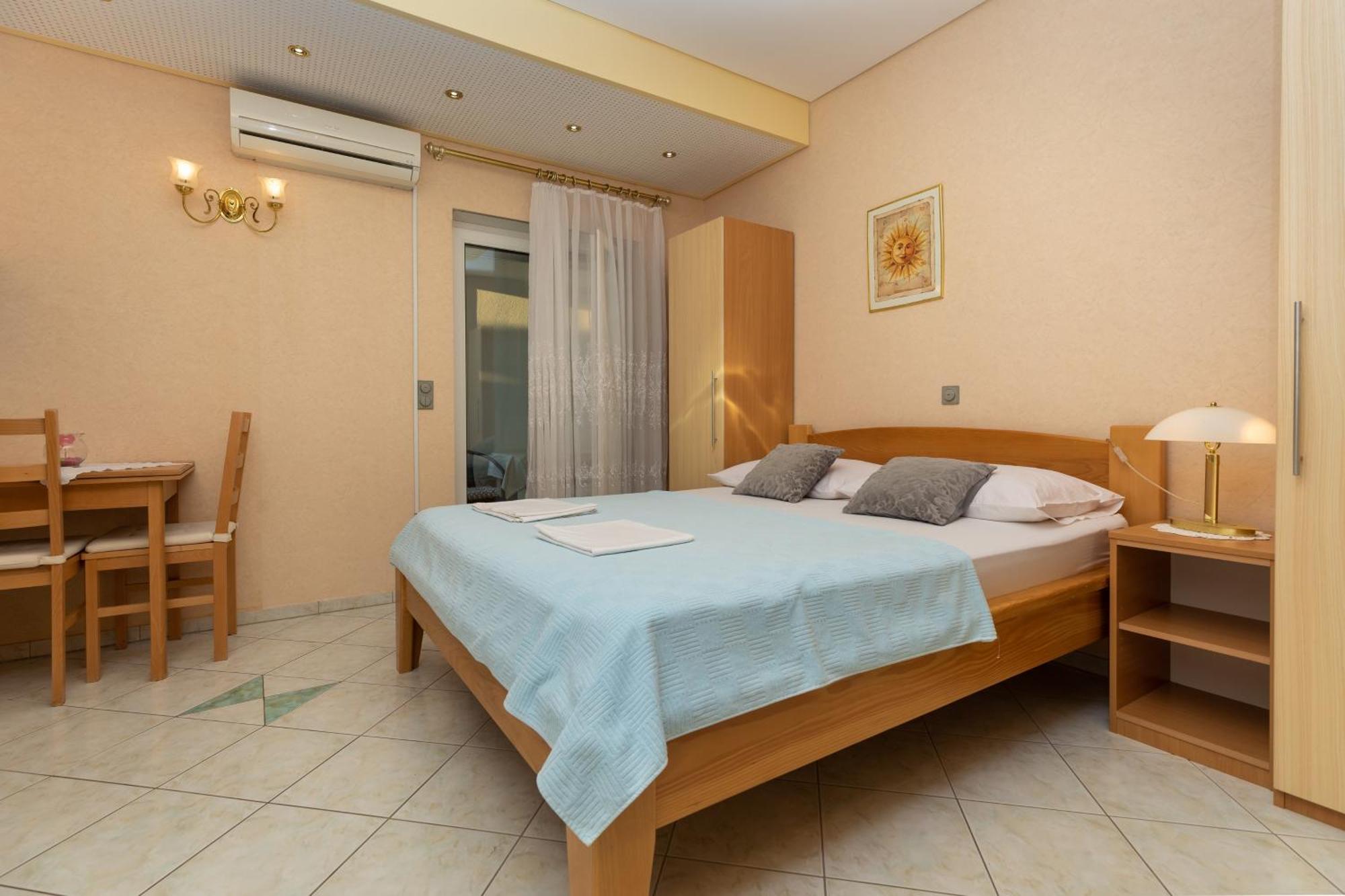 Apartments By The Sea Duce, Omis - 5973 Exterior foto
