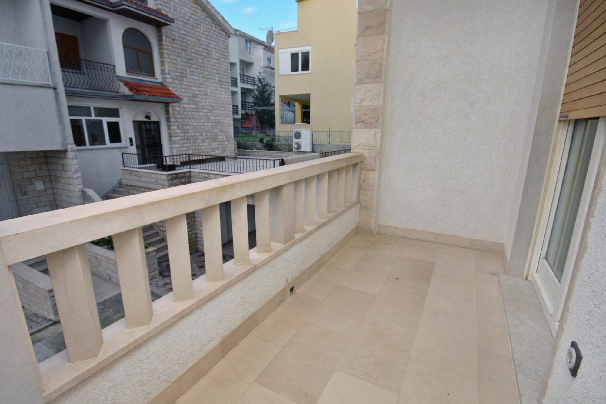 Apartments By The Sea Duce, Omis - 5973 Exterior foto