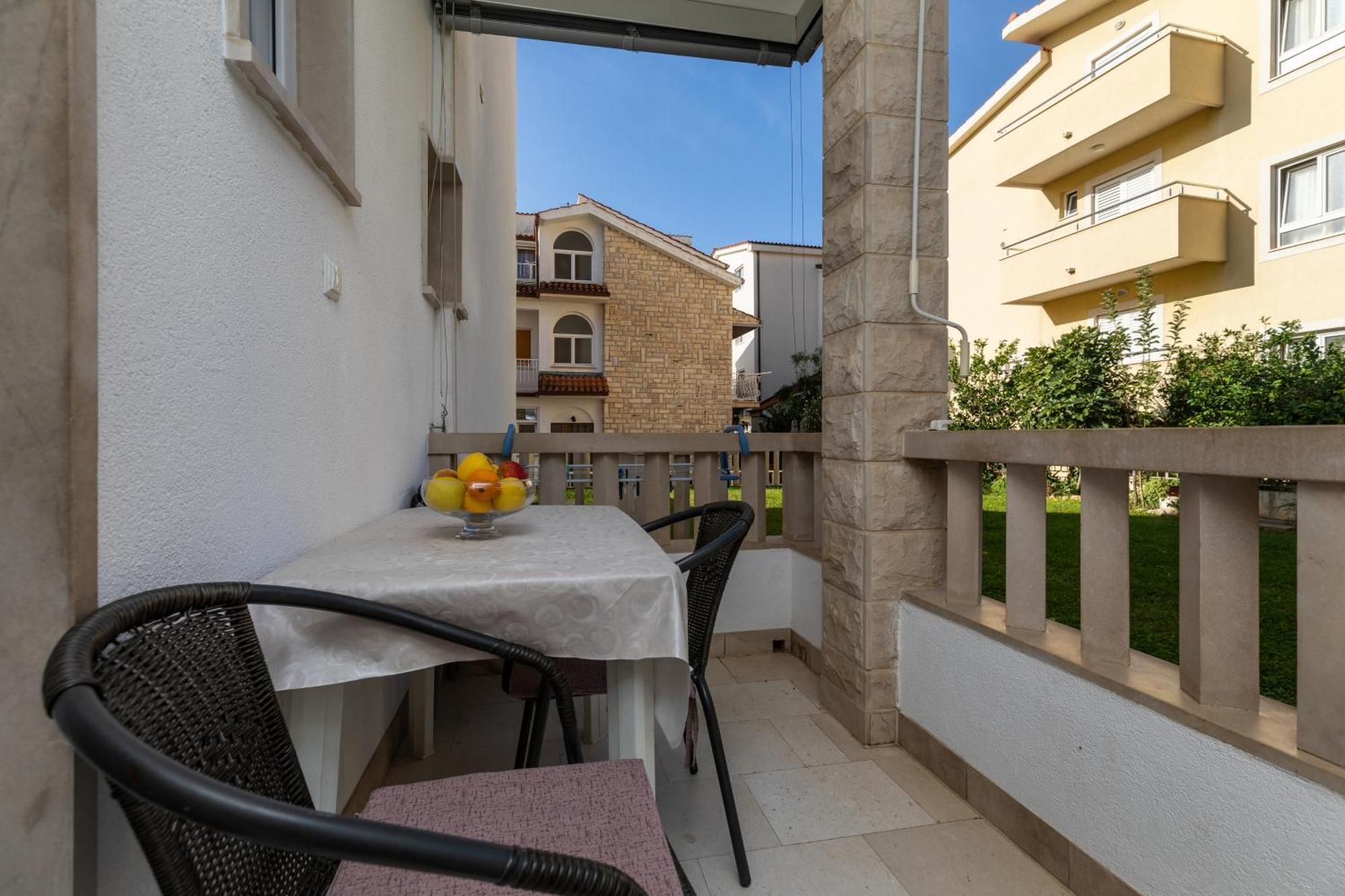 Apartments By The Sea Duce, Omis - 5973 Exterior foto